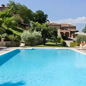  Vakantieboerderij Casale Giulia