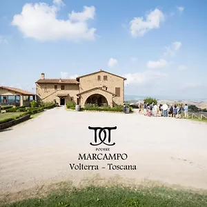  Vakantieboerderij Podere Marcampo